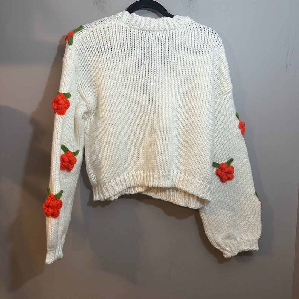 Floral Decorative Button Up Cardigan Size Small - Picture 2 of 9